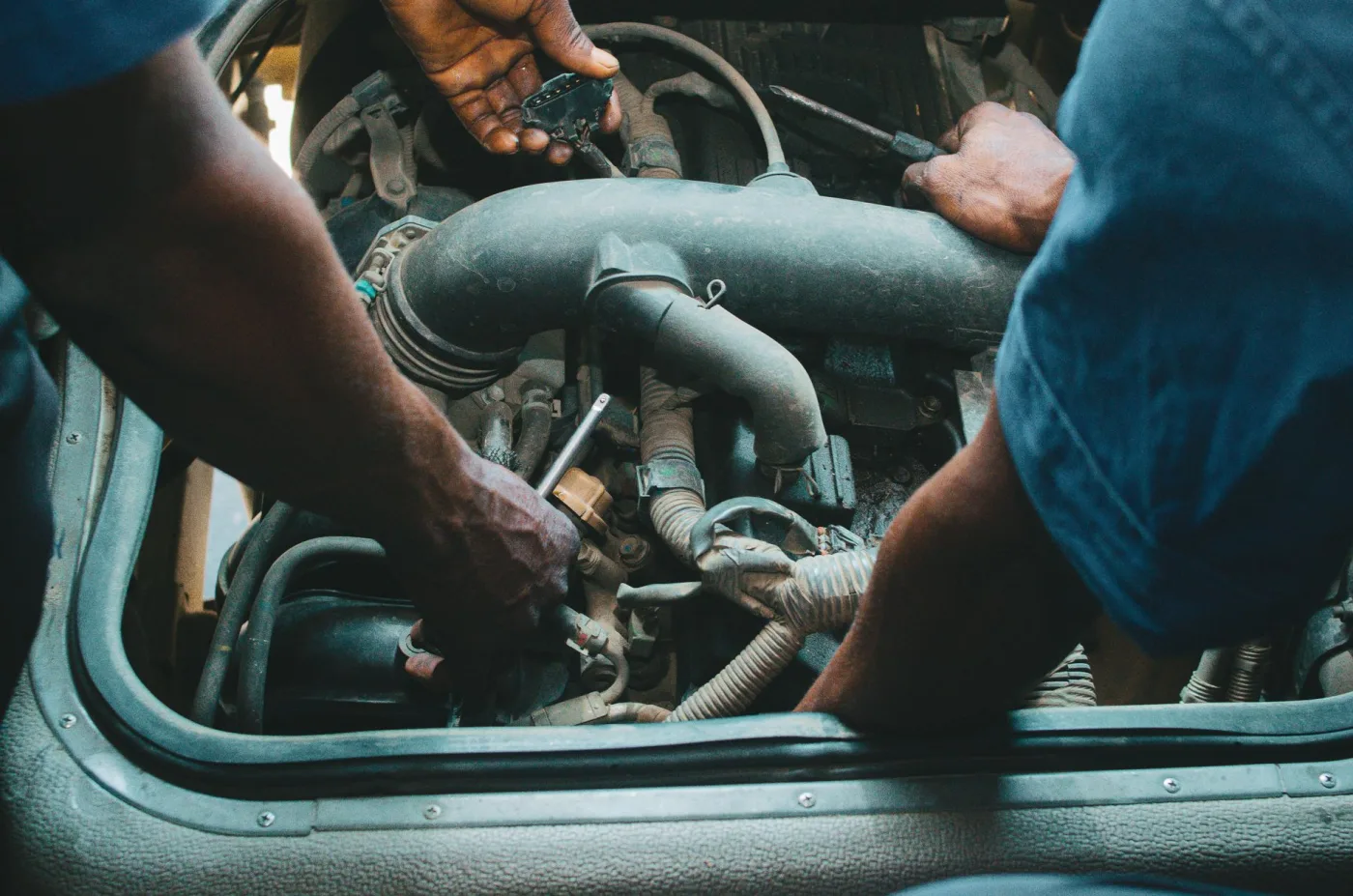 How to compare quotes for home maintenance services in Cameroon