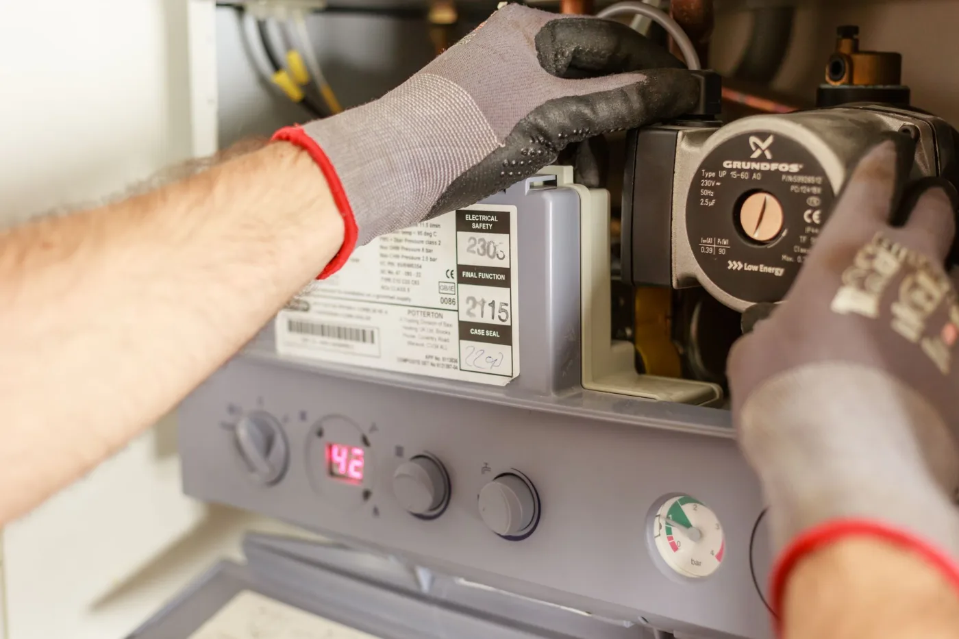 Étapes simples pour les techniciens afin de bâtir une réputation en ligne solide au Cameroun